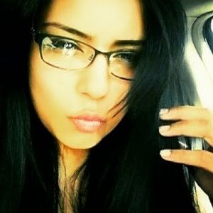 Meet your Posher, Gem